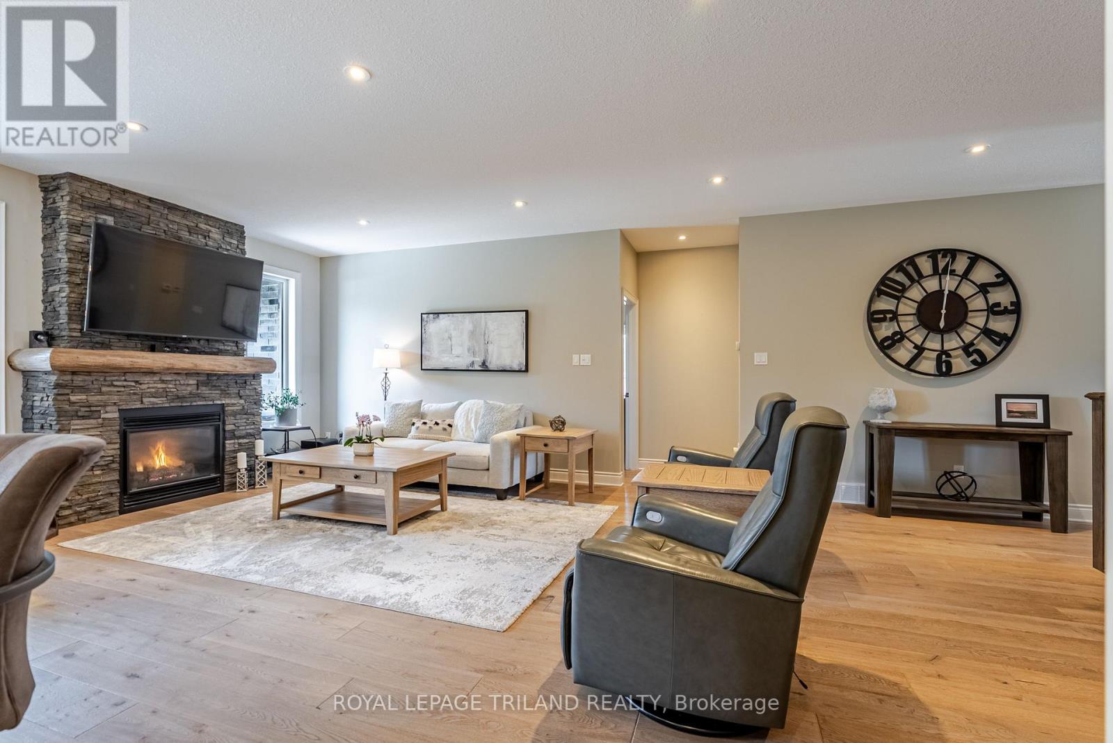 296 Dufferin Street, Central Elgin, Ontario  N0L 1B0 - Photo 14 - X12847630