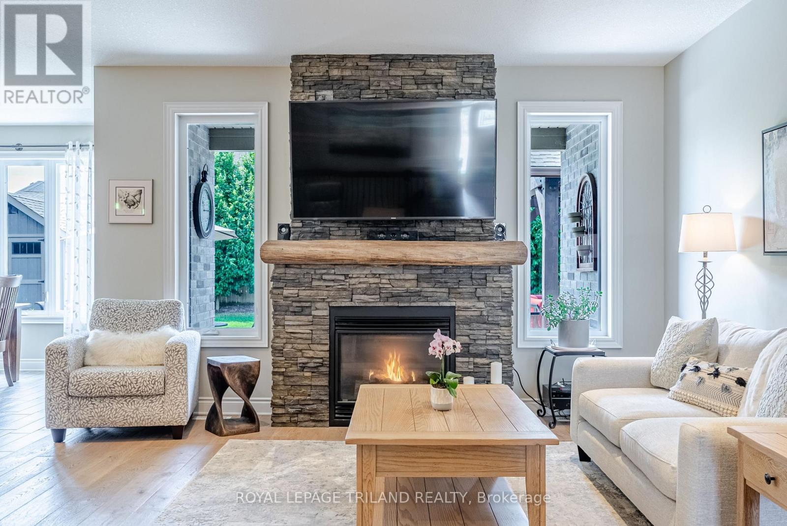 296 Dufferin Street, Central Elgin, Ontario  N0L 1B0 - Photo 16 - X12847630