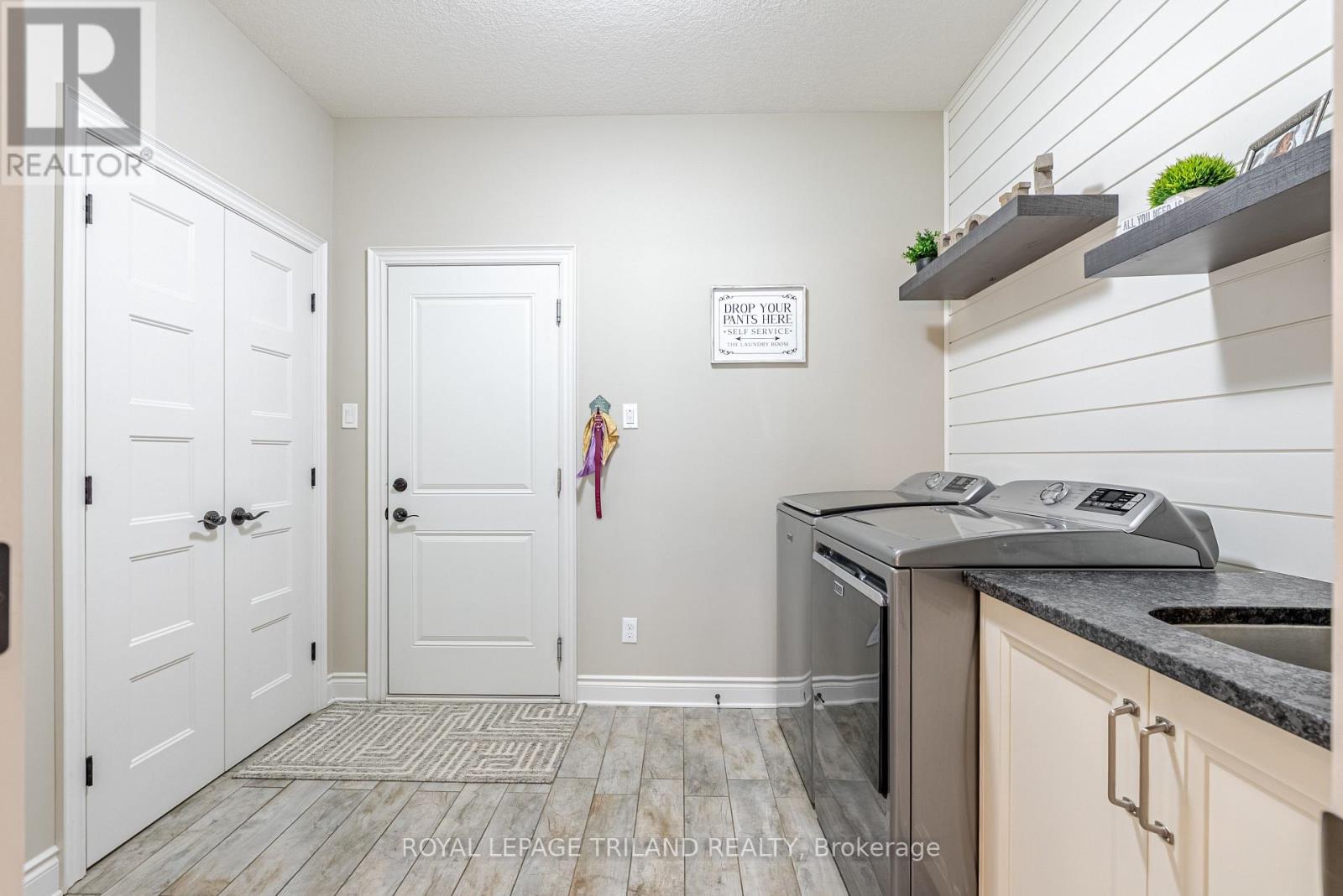 296 Dufferin Street, Central Elgin, Ontario  N0L 1B0 - Photo 27 - X12847630