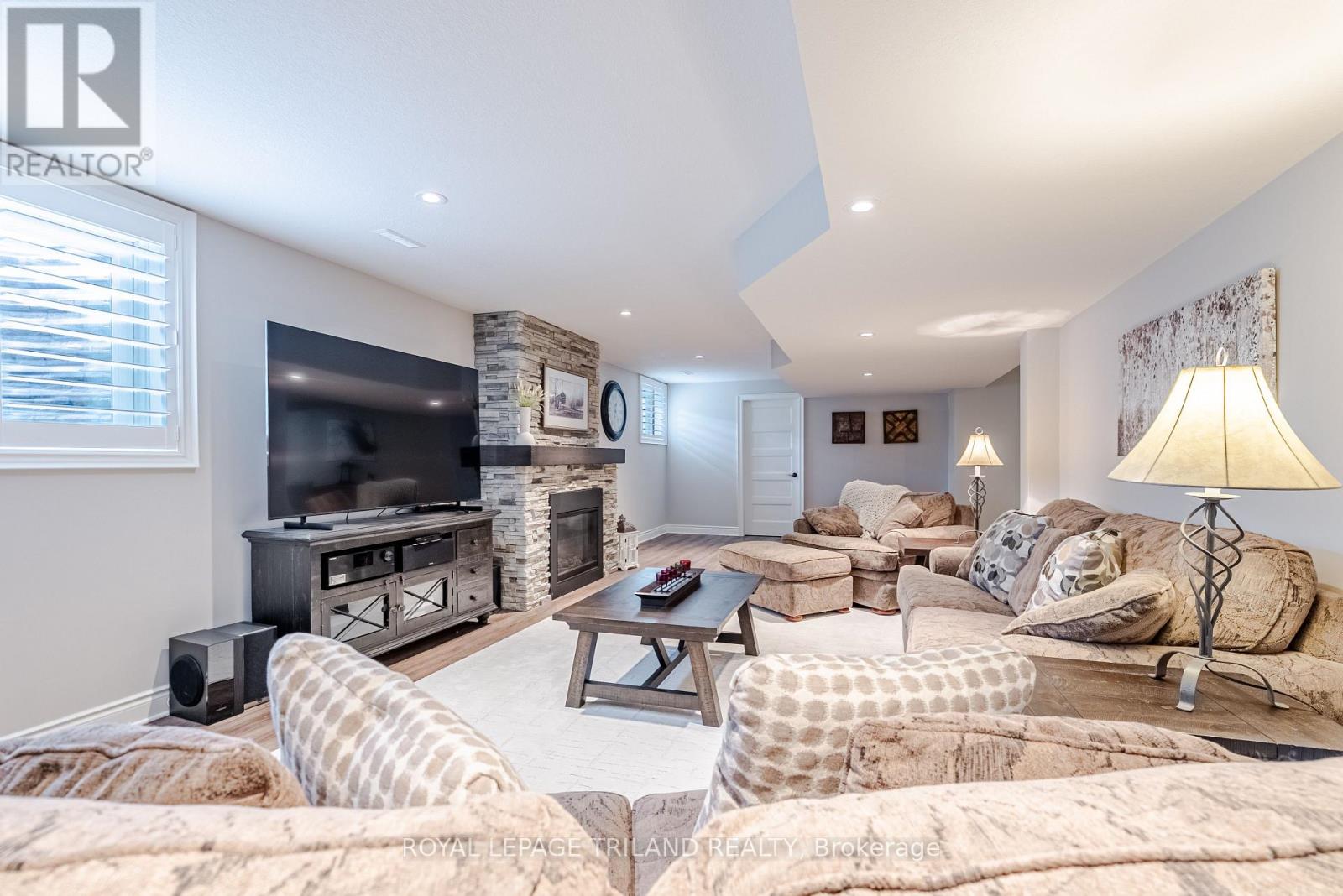 296 Dufferin Street, Central Elgin, Ontario  N0L 1B0 - Photo 34 - X12847630