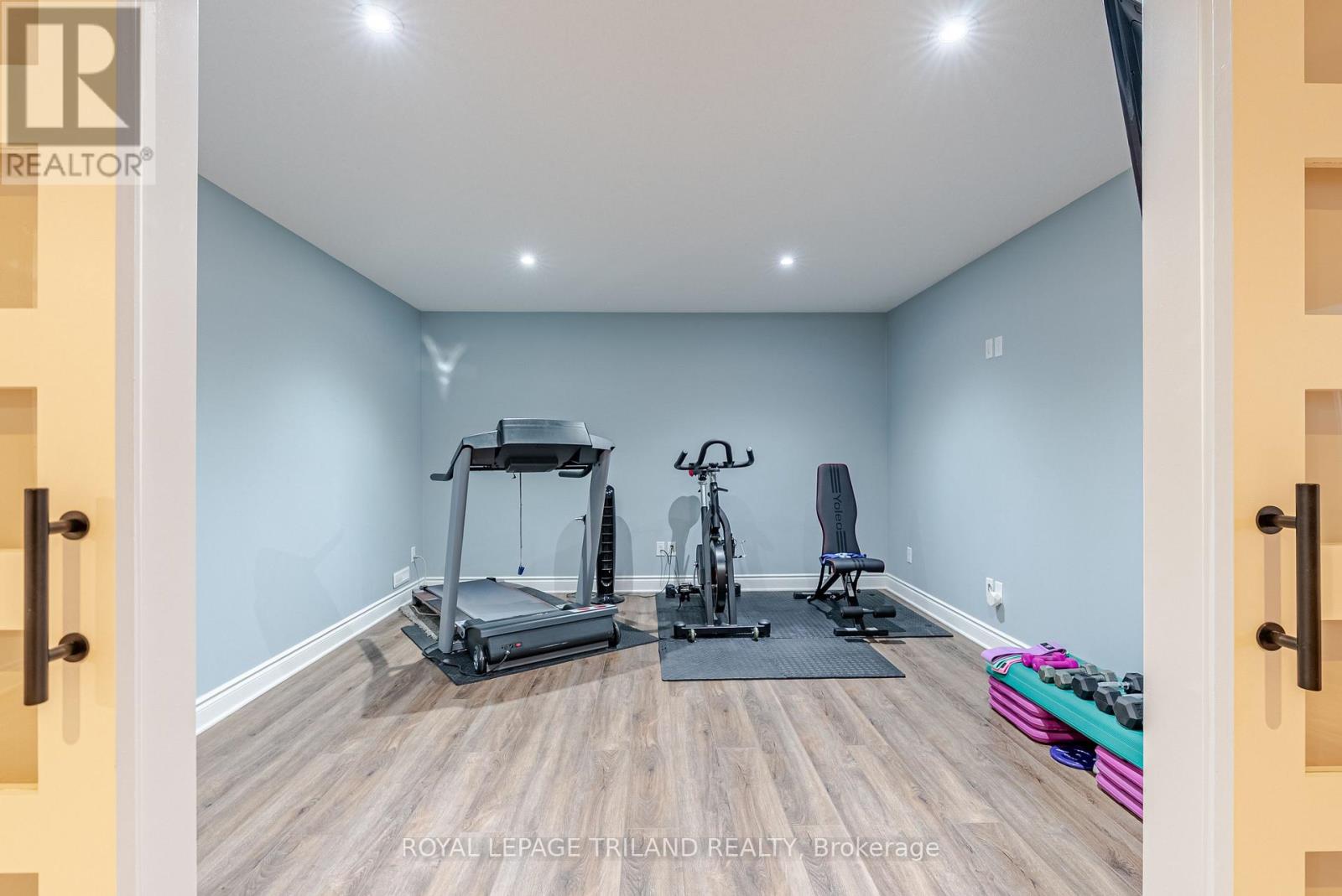 296 Dufferin Street, Central Elgin, Ontario  N0L 1B0 - Photo 35 - X12847630