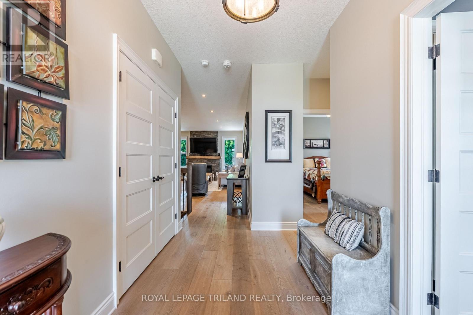 296 Dufferin Street, Central Elgin, Ontario  N0L 1B0 - Photo 8 - X12847630