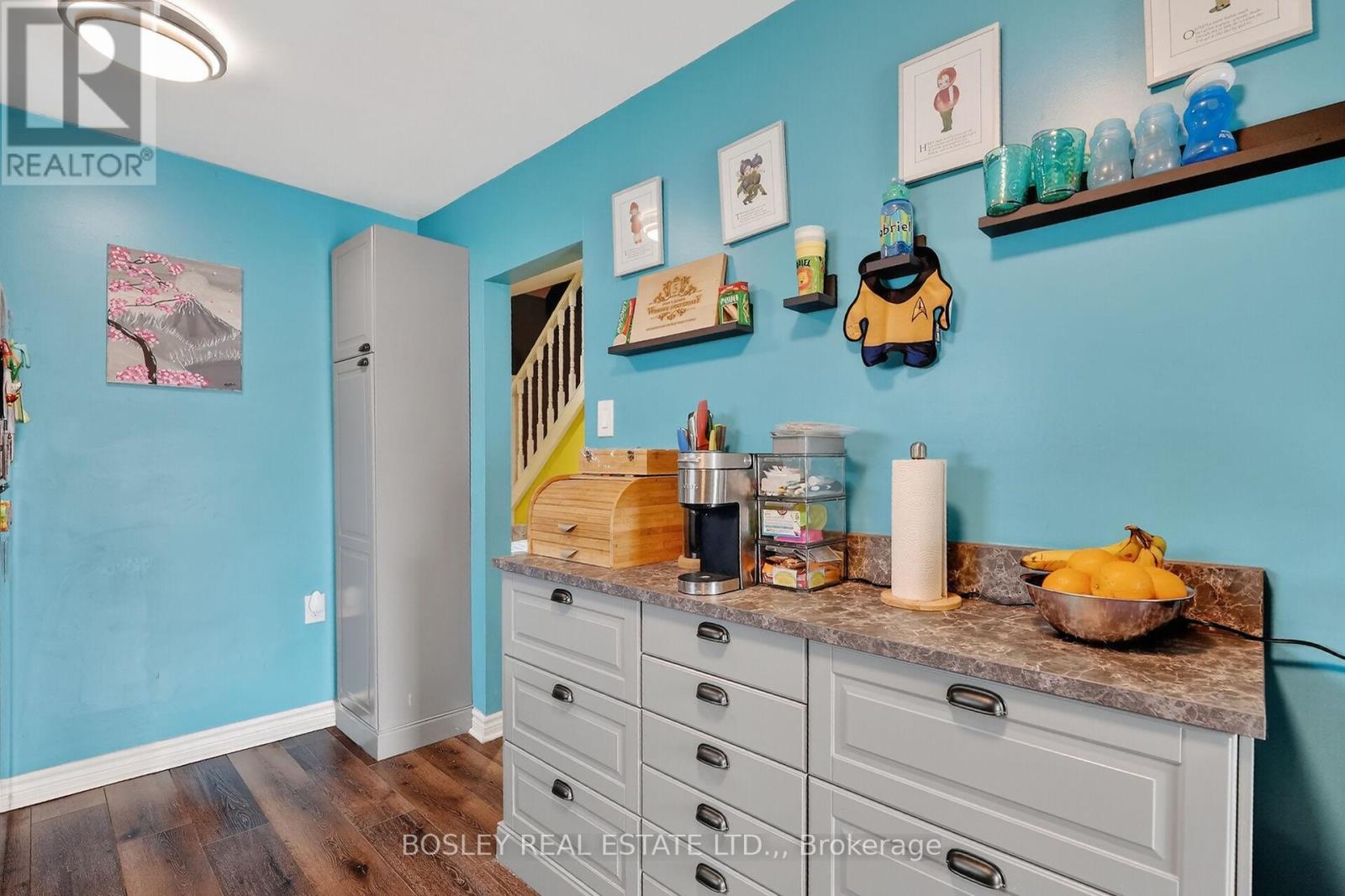 5401 Menzie Street, Niagara Falls, Ontario  L2E 2V7 - Photo 5 - X12847724