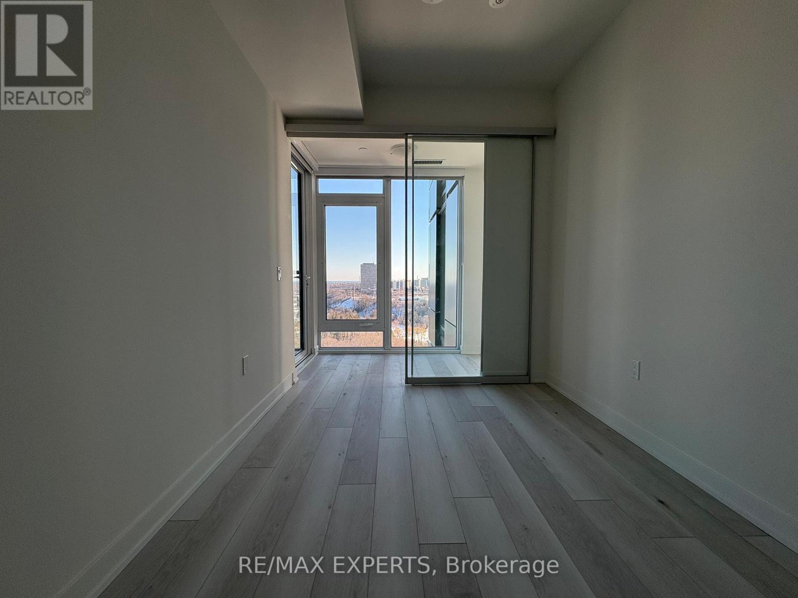 1903 - 1 Quarrington Lane, Toronto, Ontario  M3C 0S4 - Photo 9 - C12843538