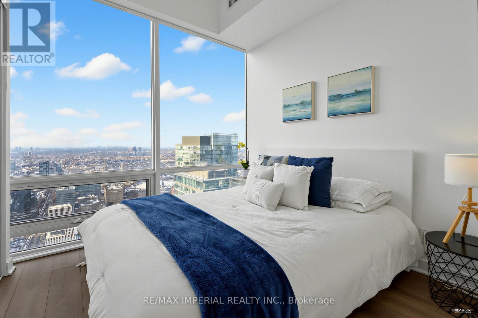 Ph03 - 15 Grenville Street, Toronto, Ontario  M4Y 0B9 - Photo 31 - C12847394