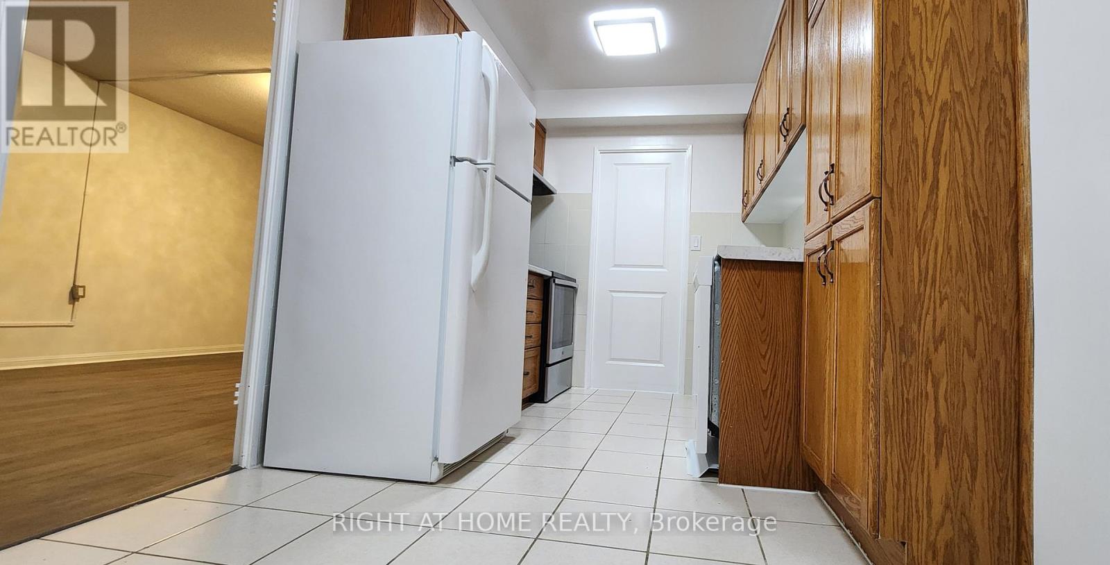 505 - 20 Gilder Drive, Toronto, Ontario  M1K 5E1 - Photo 5 - E12846526