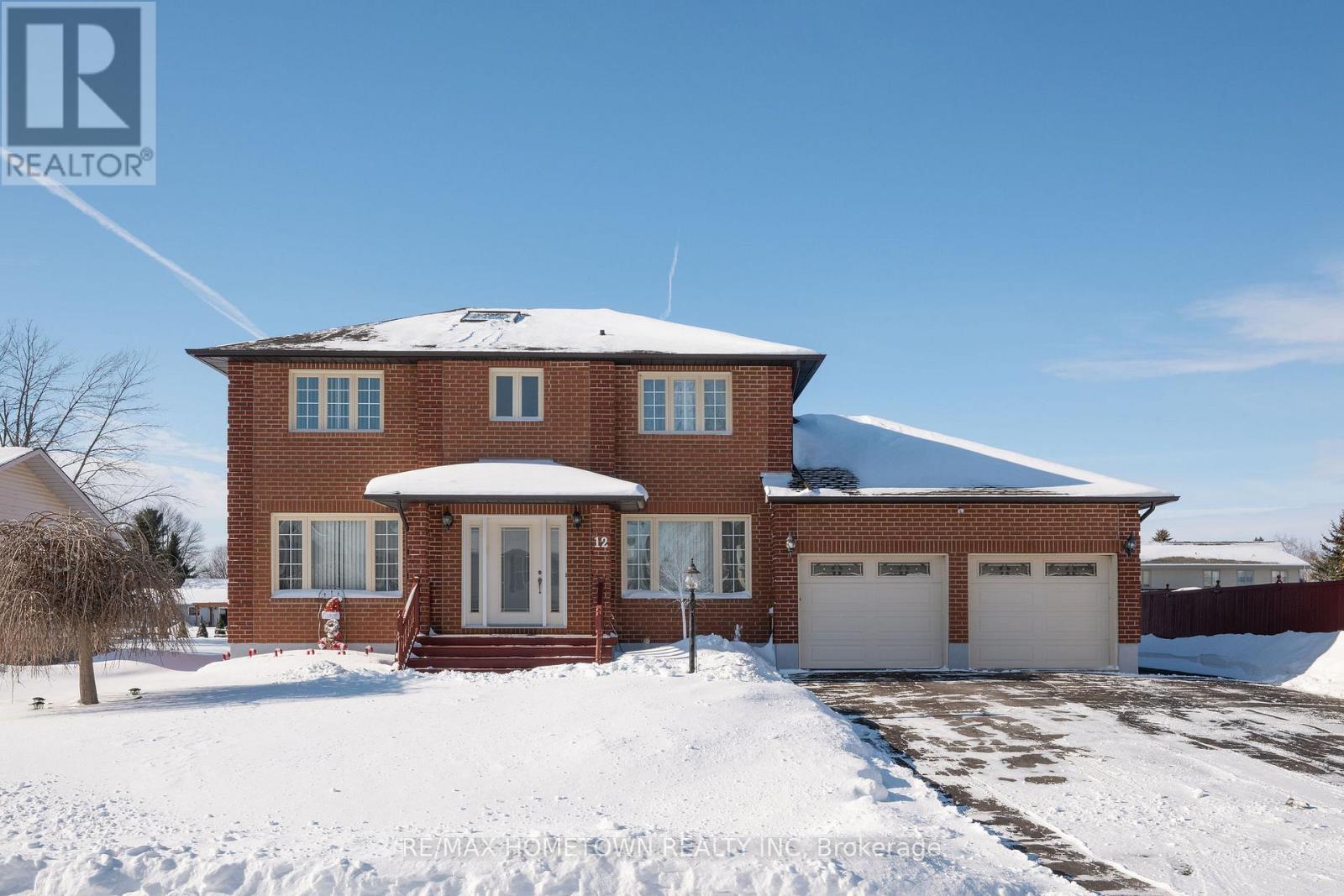 12 FAIRHOLME DRIVE, South Dundas, Ontario