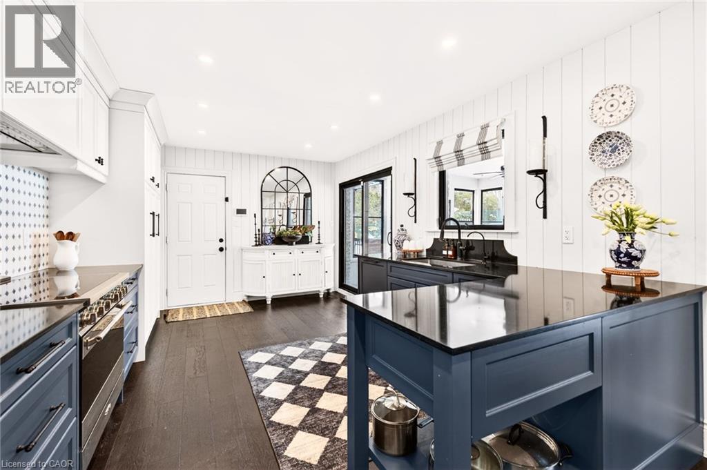 2129 Highview Drive, Burlington, Ontario  L7P 0P2 - Photo 7 - 40809758