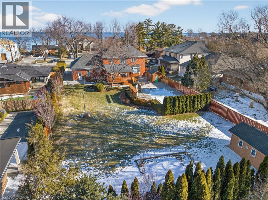 22 WENDAKEE Drive, Hamilton, Ontario