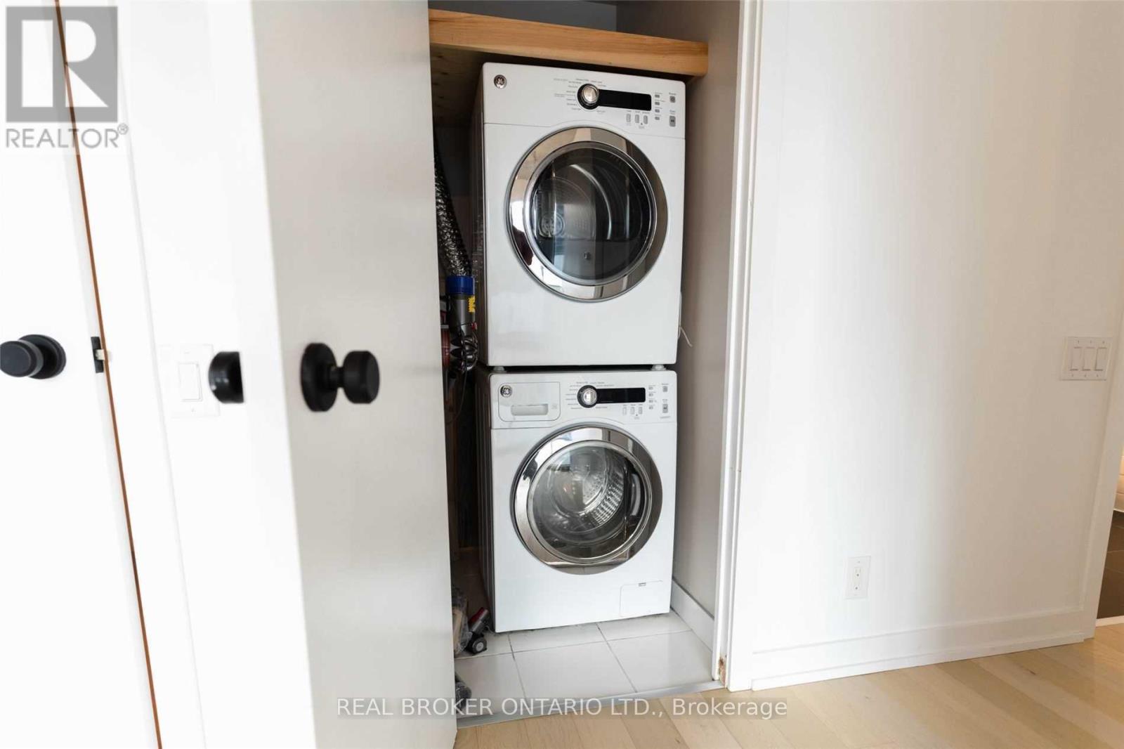 2107 - 11 Charlotte Street, Toronto (Waterfront Communities), Ontario  M5V 0M6 - Photo 22 - C12847610