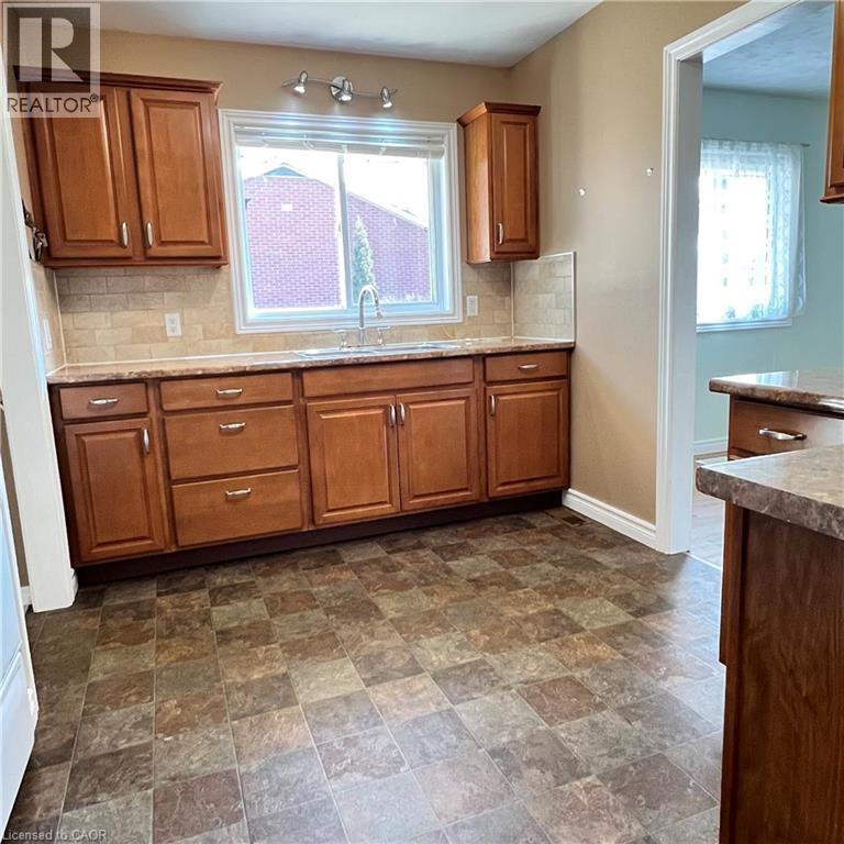 32 Winnett Street N, Cayuga, Ontario  N0A 1E0 - Photo 6 - 40808648