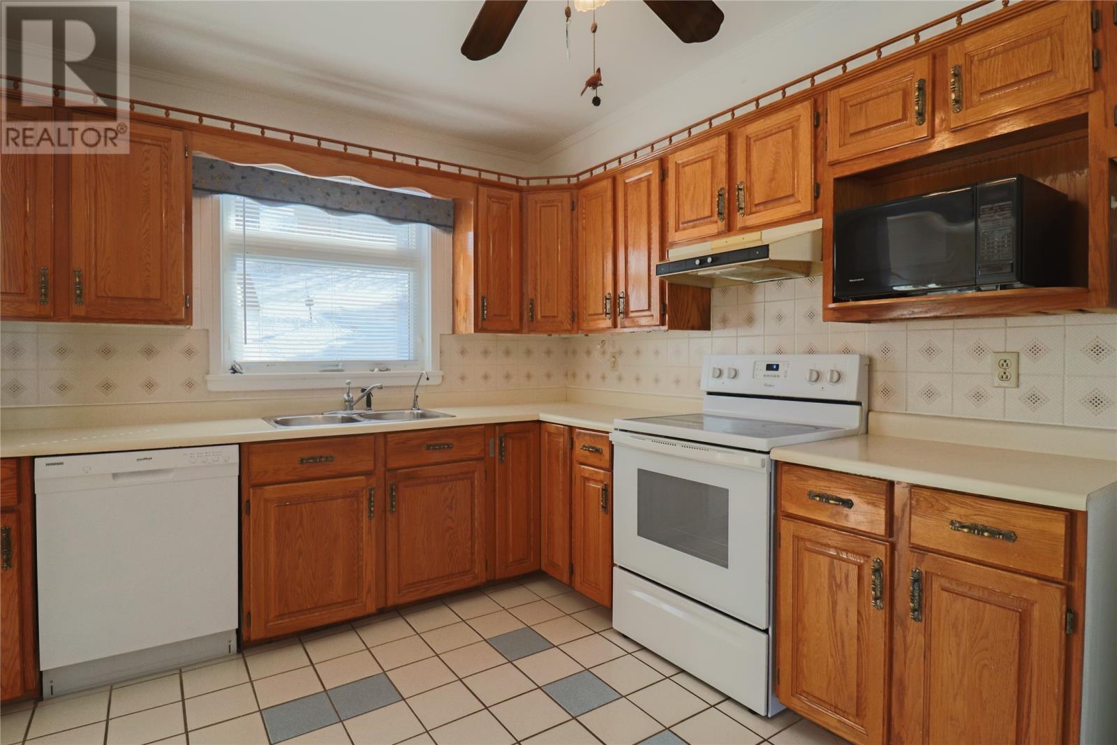 63 Neptune Road, St. John's, Newfoundland & Labrador  A1B 4J2 - Photo 6 - 1294967