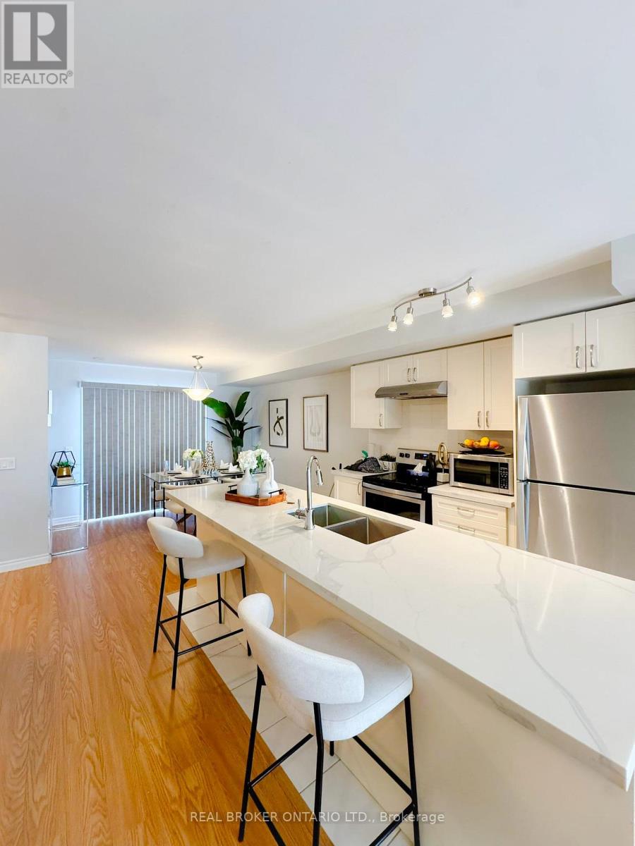 124 - 2500 Hill Rise Court, Oshawa, Ontario L1L 0M6 - Photo 2 - E12847728