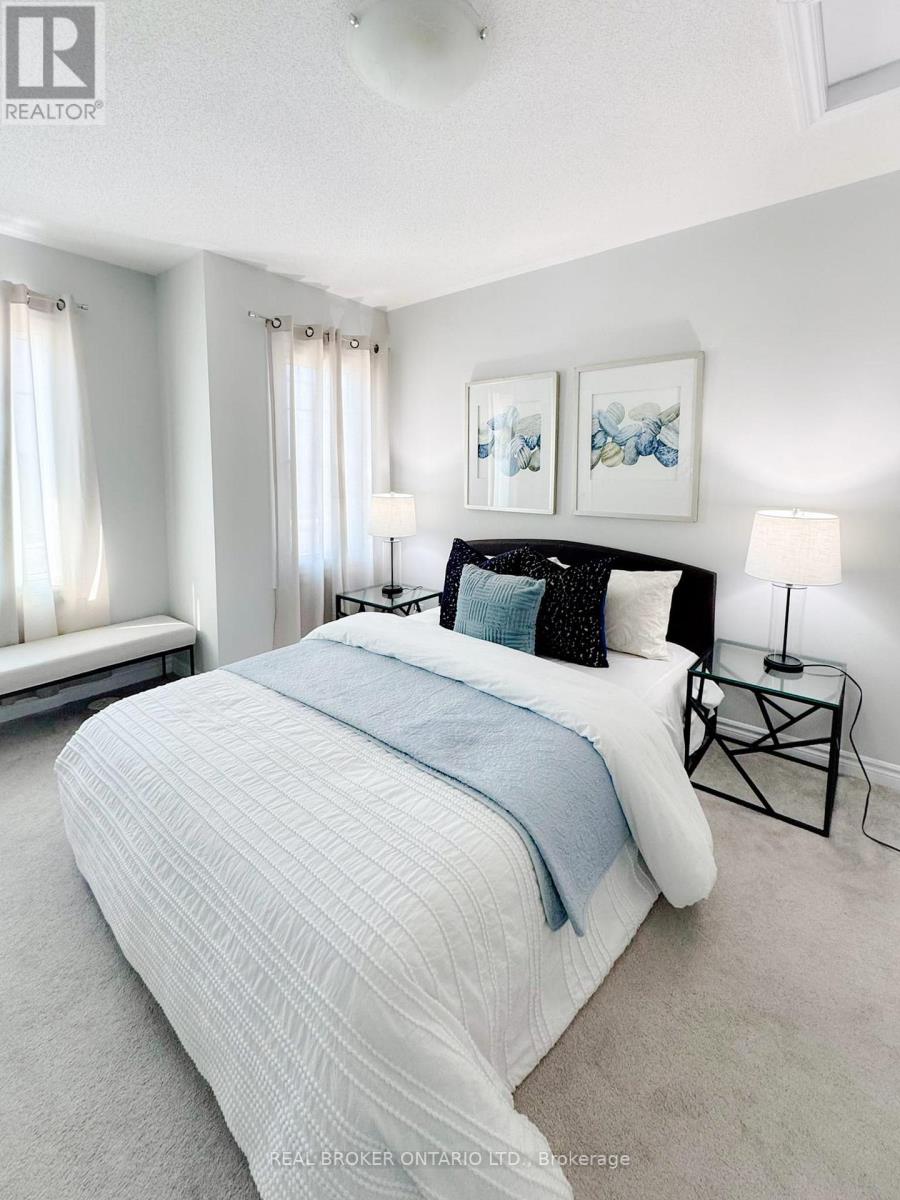 124 - 2500 Hill Rise Court, Oshawa, Ontario L1L 0M6 - Photo 5 - E12847728