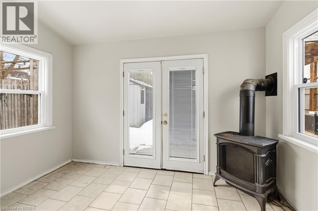 200 Brant Avenue, Brantford, Ontario  N3T 3H9 - Photo 33 - 40808236