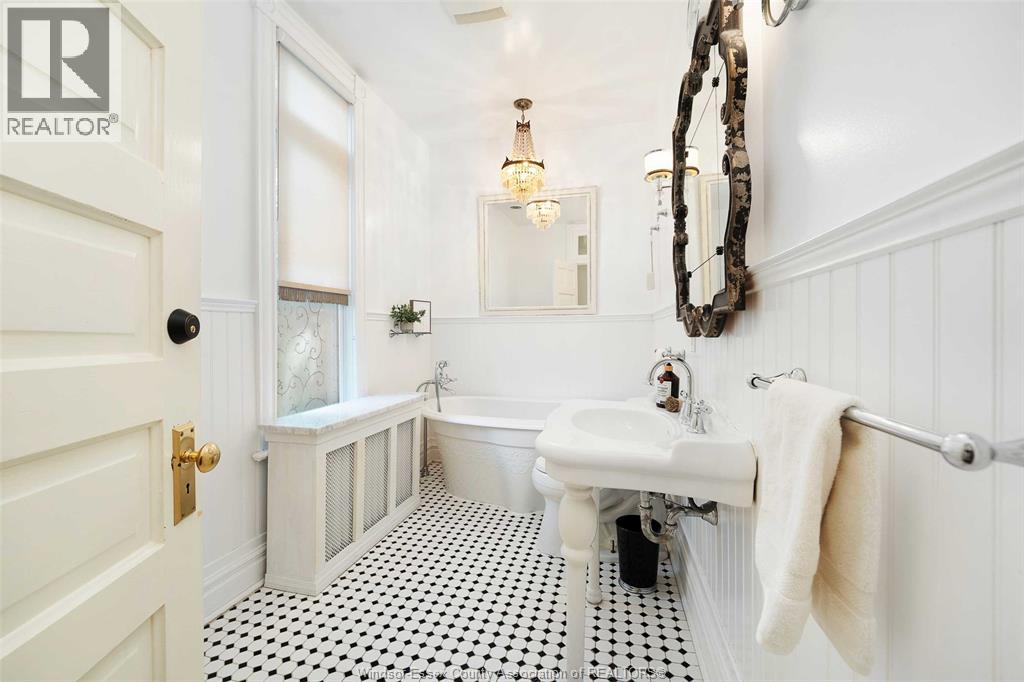 719 Victoria Avenue, Windsor, Ontario  N9A 4N3 - Photo 24 - 26004465