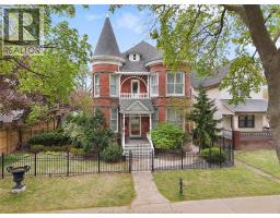 719 VICTORIA AVENUE, Windsor, Ontario