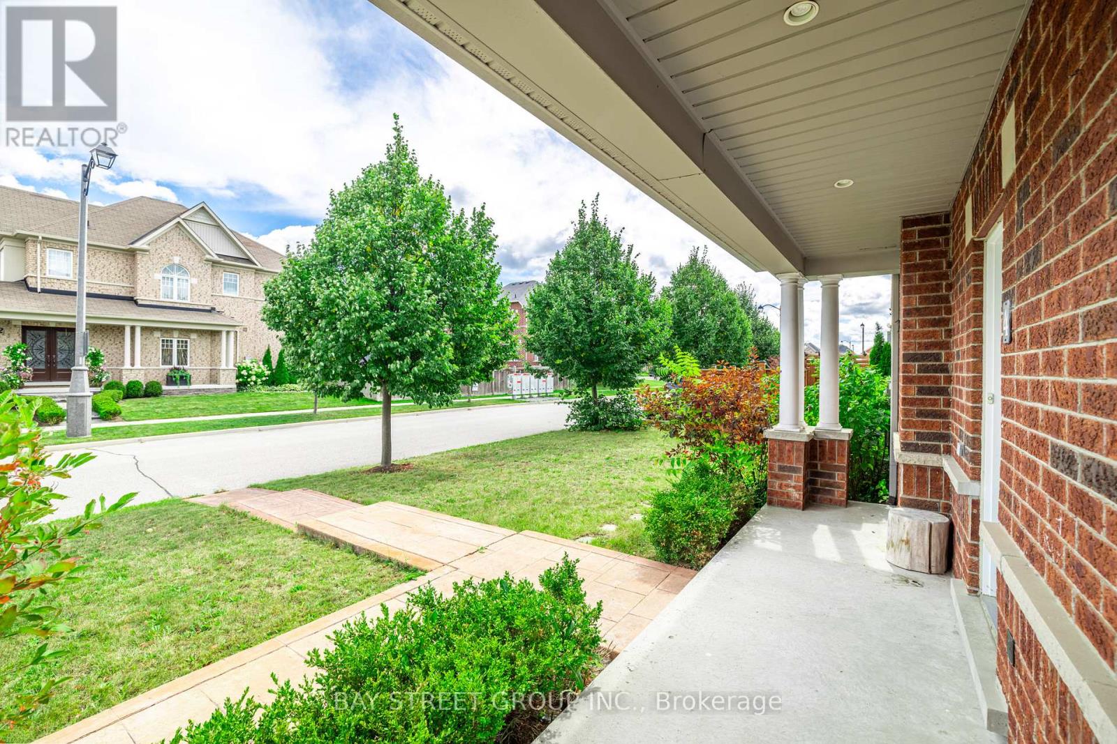 4 Courtland Crescent, East Gwillimbury, Ontario  L9N 0B2 - Photo 4 - N12847676