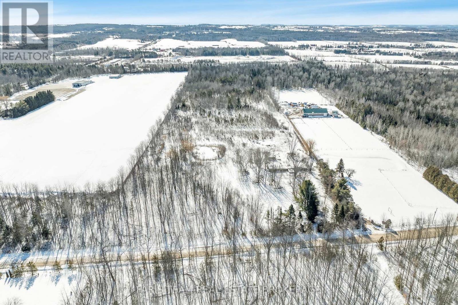 3717 14th Line, Innisfil, Ontario  L0L 1L0 - Photo 2 - N12847678