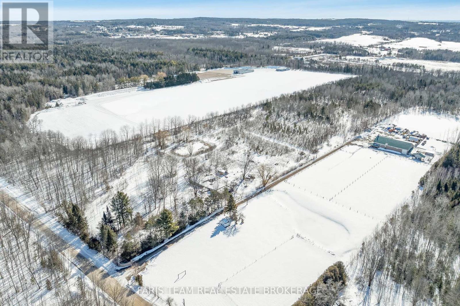 3717 14th Line, Innisfil, Ontario  L0L 1L0 - Photo 3 - N12847678