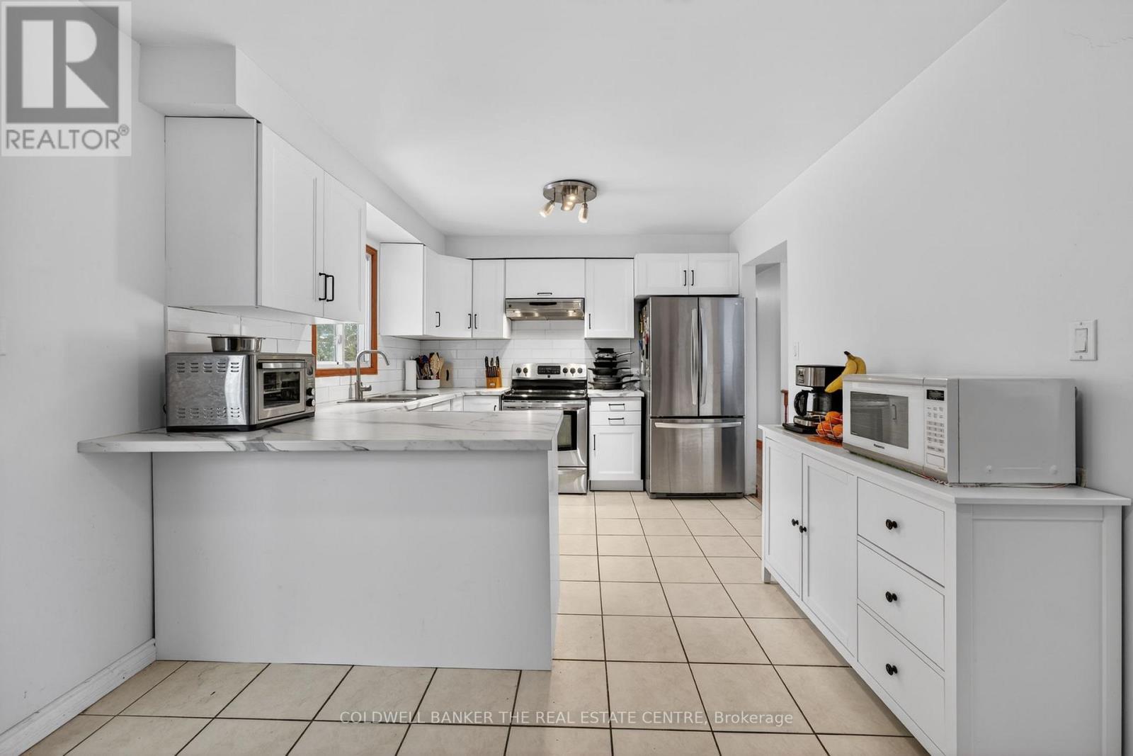 928 Blackwoods Avenue, Innisfil, Ontario  L9S 1S6 - Photo 6 - N12847688