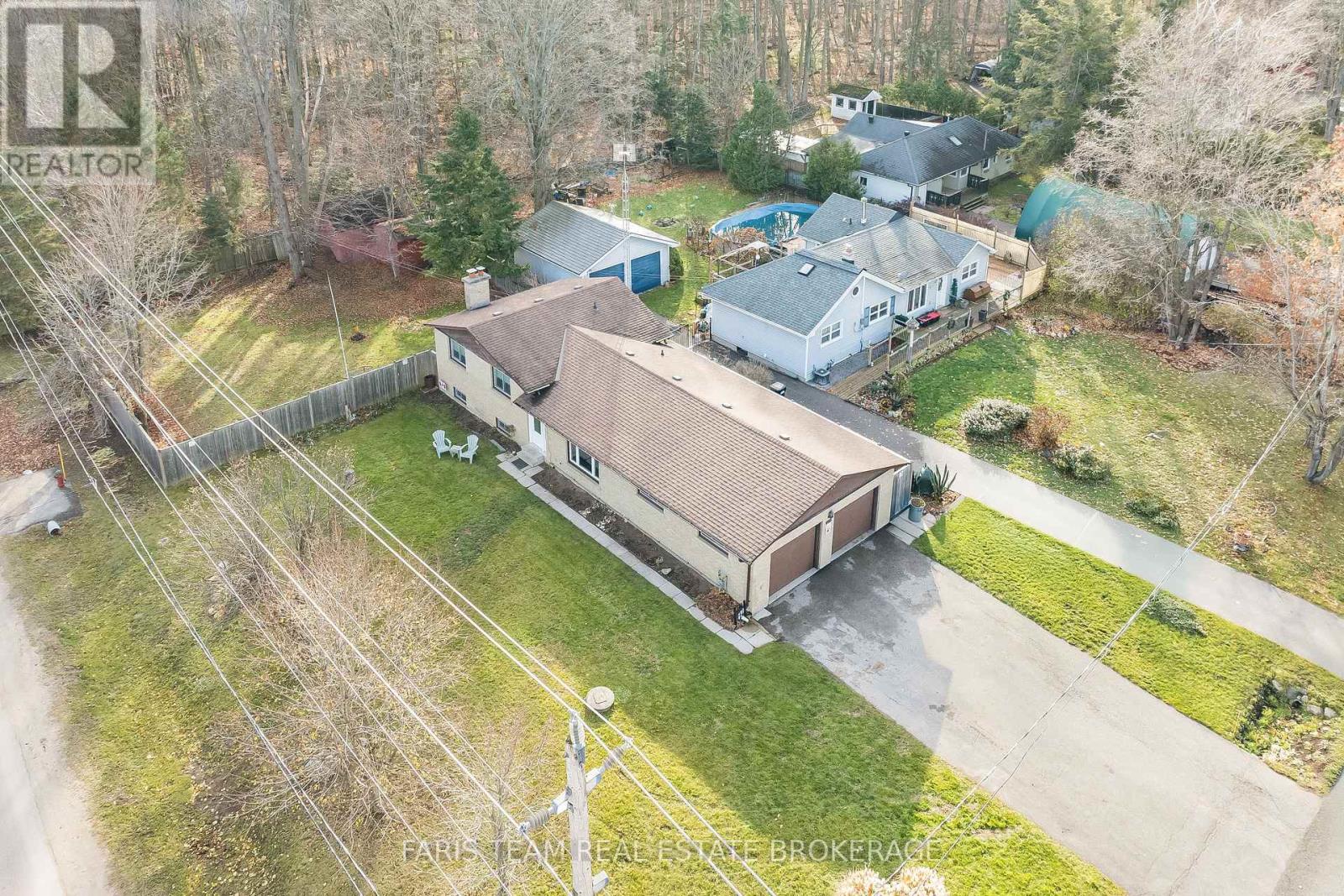 807 Cook Street, Innisfil, Ontario  L9S 2J1 - Photo 3 - N12847698