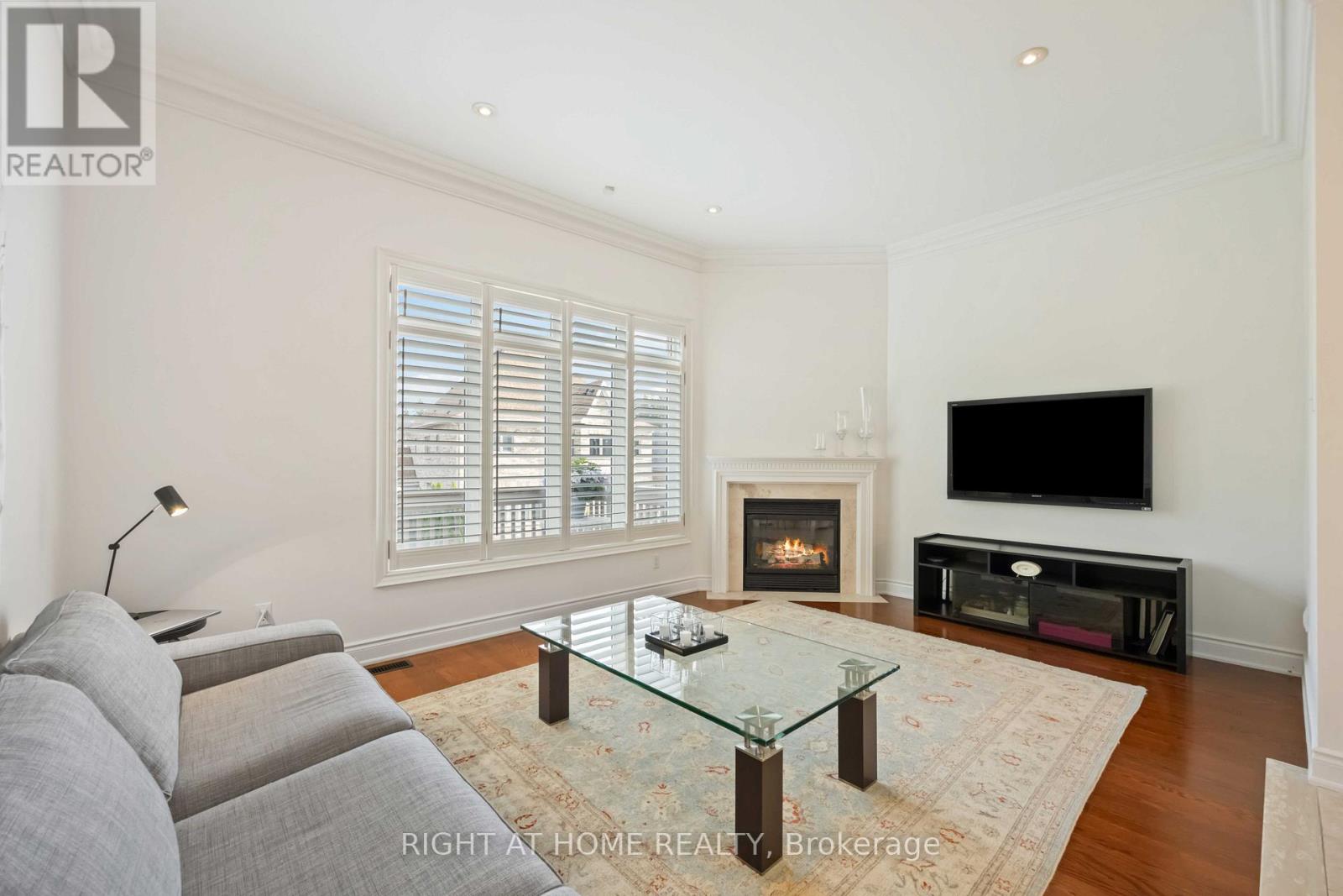 6 Sachet Drive, Richmond Hill, Ontario  L4E 4S1 - Photo 13 - N12847738