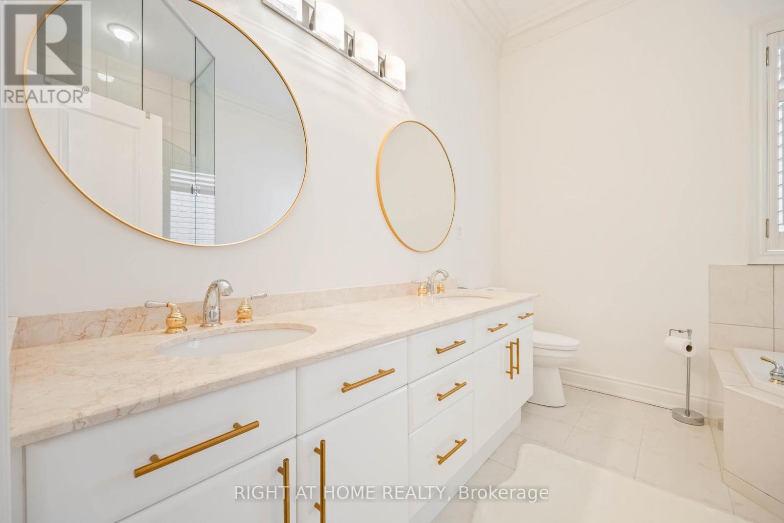 6 Sachet Drive, Richmond Hill, Ontario  L4E 4S1 - Photo 19 - N12847738