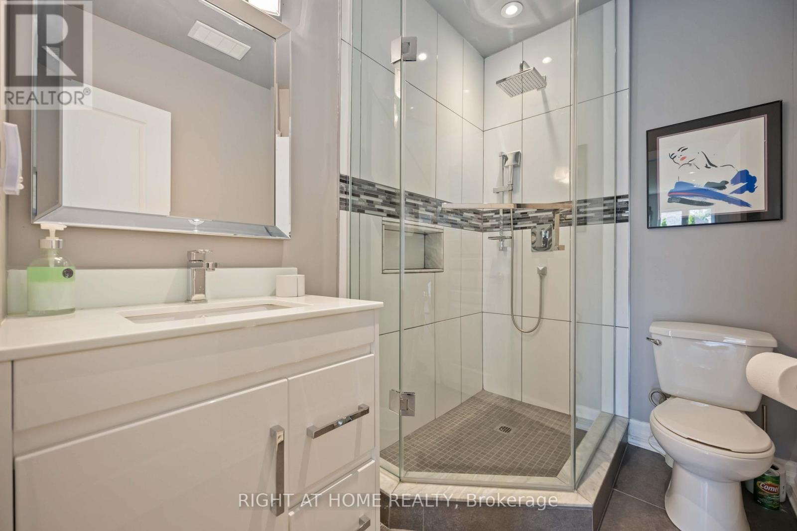 6 Sachet Drive, Richmond Hill, Ontario  L4E 4S1 - Photo 24 - N12847738