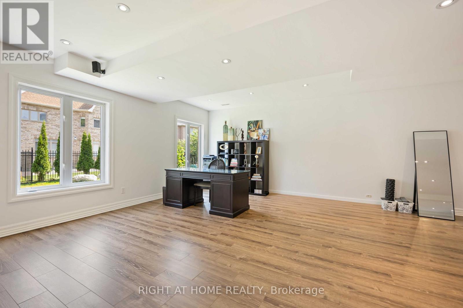 6 Sachet Drive, Richmond Hill, Ontario  L4E 4S1 - Photo 26 - N12847738