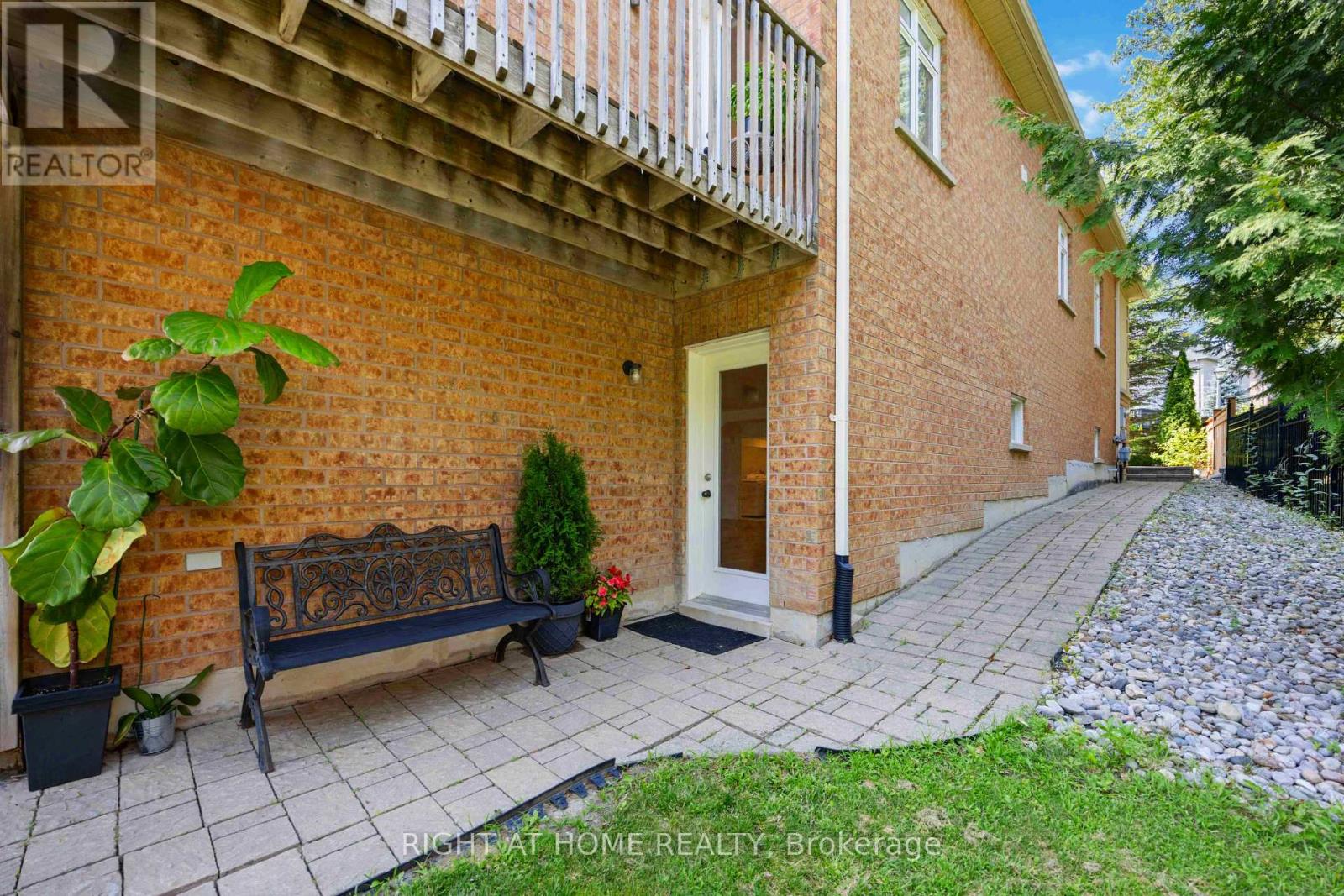 6 Sachet Drive, Richmond Hill, Ontario  L4E 4S1 - Photo 30 - N12847738