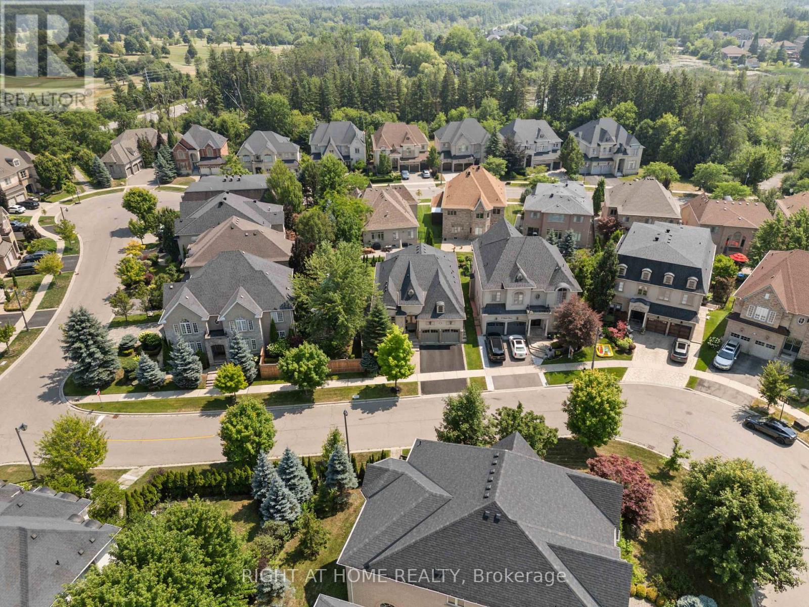 6 Sachet Drive, Richmond Hill, Ontario  L4E 4S1 - Photo 37 - N12847738