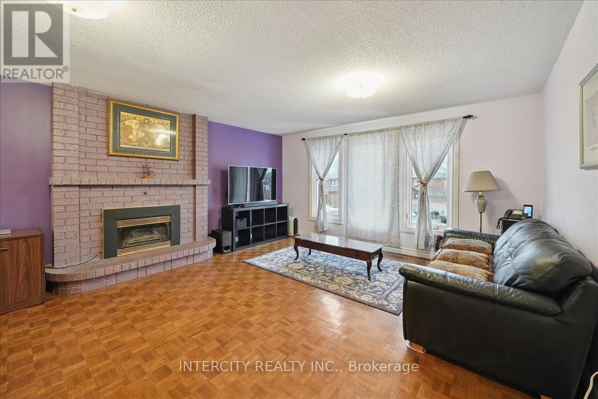 67 Sonny Street, Vaughan, Ontario  L6A 1B8 - Photo 19 - N12715442