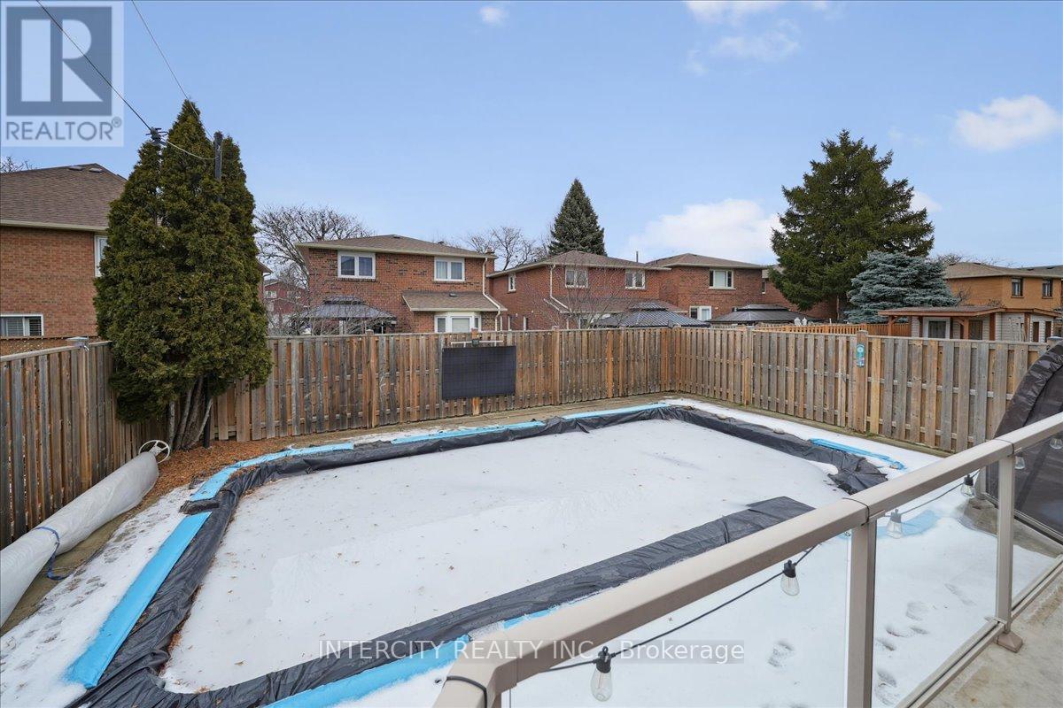 67 Sonny Street, Vaughan, Ontario  L6A 1B8 - Photo 48 - N12715442