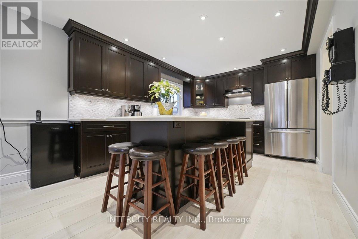 67 Sonny Street, Vaughan, Ontario  L6A 1B8 - Photo 13 - N12715442