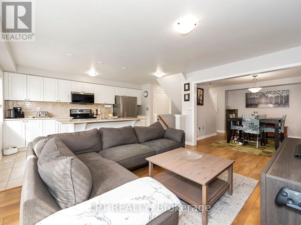 1585 Leblanc Court, Milton, Ontario  L9E 0A4 - Photo 4 - W12847592