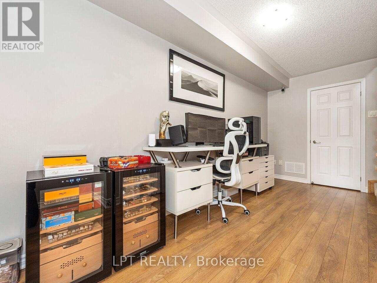 1585 Leblanc Court, Milton, Ontario  L9E 0A4 - Photo 44 - W12847592