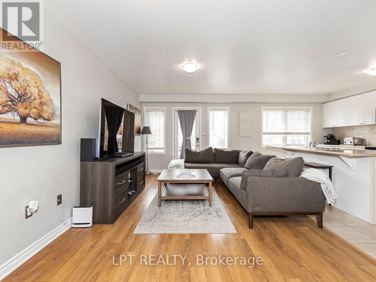 1585 Leblanc Court, Milton, Ontario  L9E 0A4 - Photo 5 - W12847592