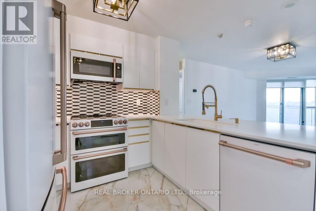 710 - 190 Manitoba Street, Toronto, Ontario  M8Y 3Y8 - Photo 3 - W12847594