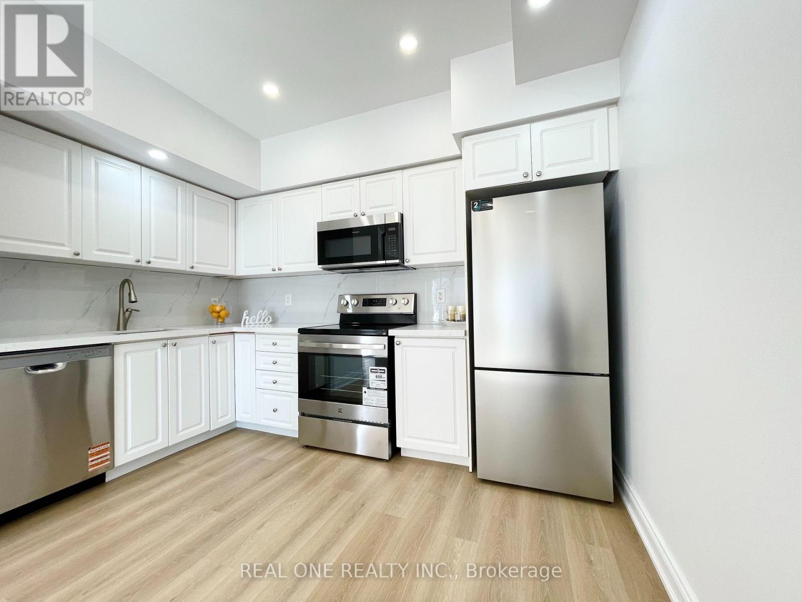 217 - 25 Richgrove Drive, Toronto, Ontario  M9R 0A3 - Photo 4 - W12847702