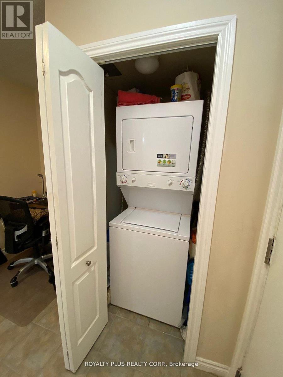 812 - 2088 Lawrence Avenue W, Toronto, Ontario  M9N 1J1 - Photo 15 - W12847754