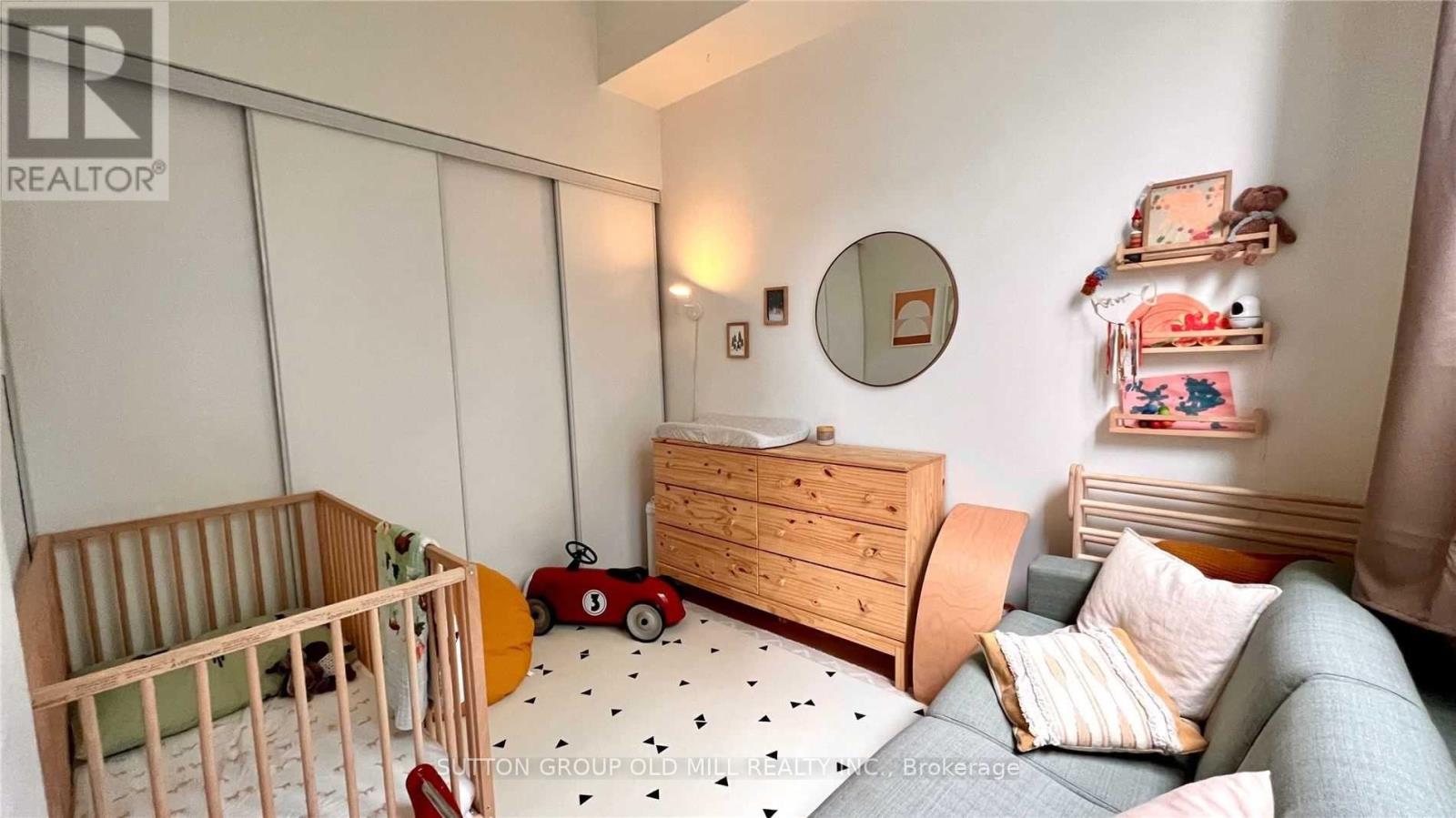 203 - 152 Annette Street, Toronto, Ontario  M6P 1P4 - Photo 5 - W12847756