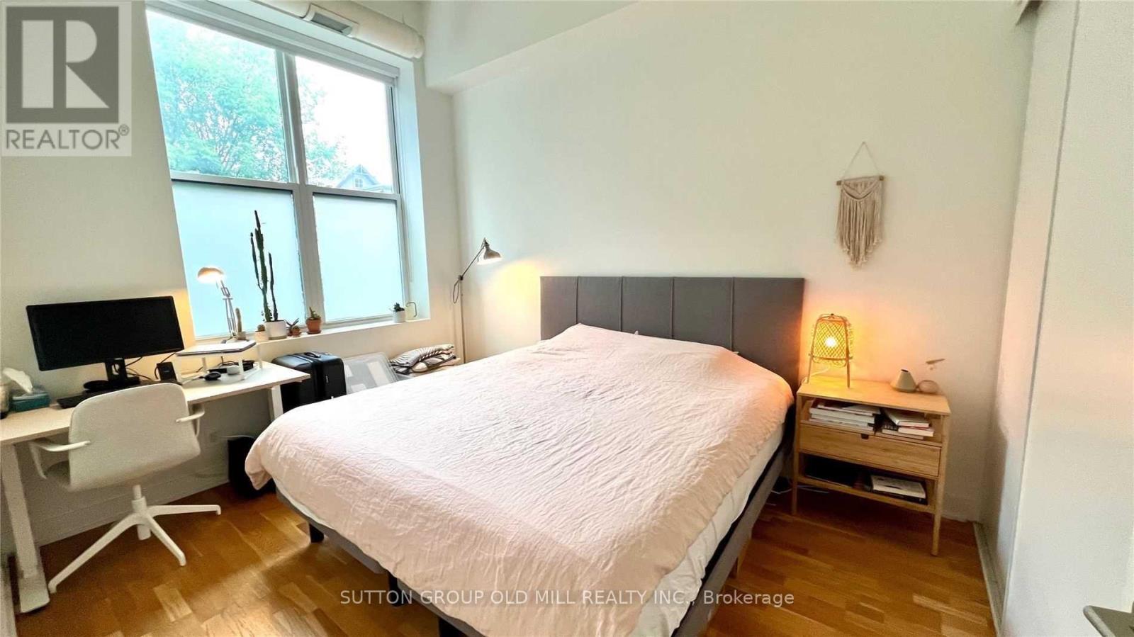 203 - 152 Annette Street, Toronto, Ontario  M6P 1P4 - Photo 8 - W12847756