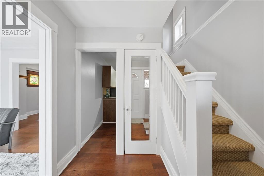 58 Arnold Street, Hamilton, Ontario  L8S 1R4 - Photo 4 - 40809708