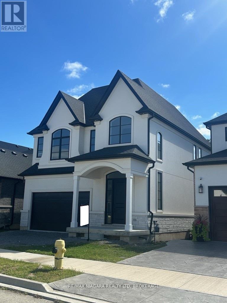 21 Ivy Crescent, Thorold, Ontario  L2V 0J9 - Photo 2 - X12684446