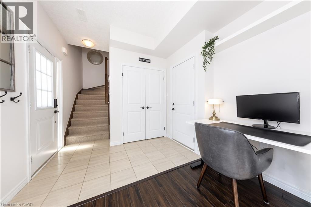 21 Marr Lane, Ancaster, Ontario  L9K 0K1 - Photo 7 - 40808119