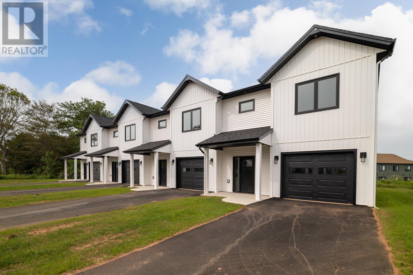 43 Kelly Heights, Stratford, Prince Edward Island