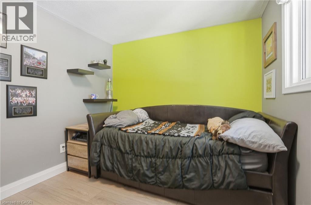 22 Southlea Drive, Hamilton, Ontario  L9C 3Z7 - Photo 24 - 40808413