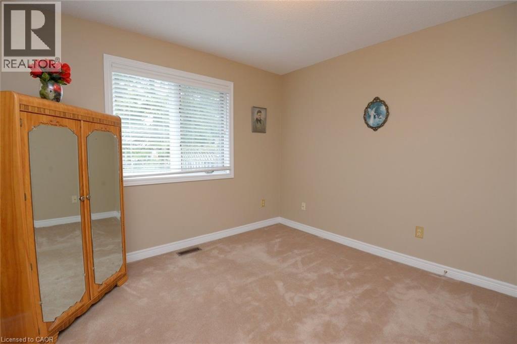 210 Fiddlers Green Road Unit# 1, Ancaster, Ontario  L9G 1W6 - Photo 7 - 40809631