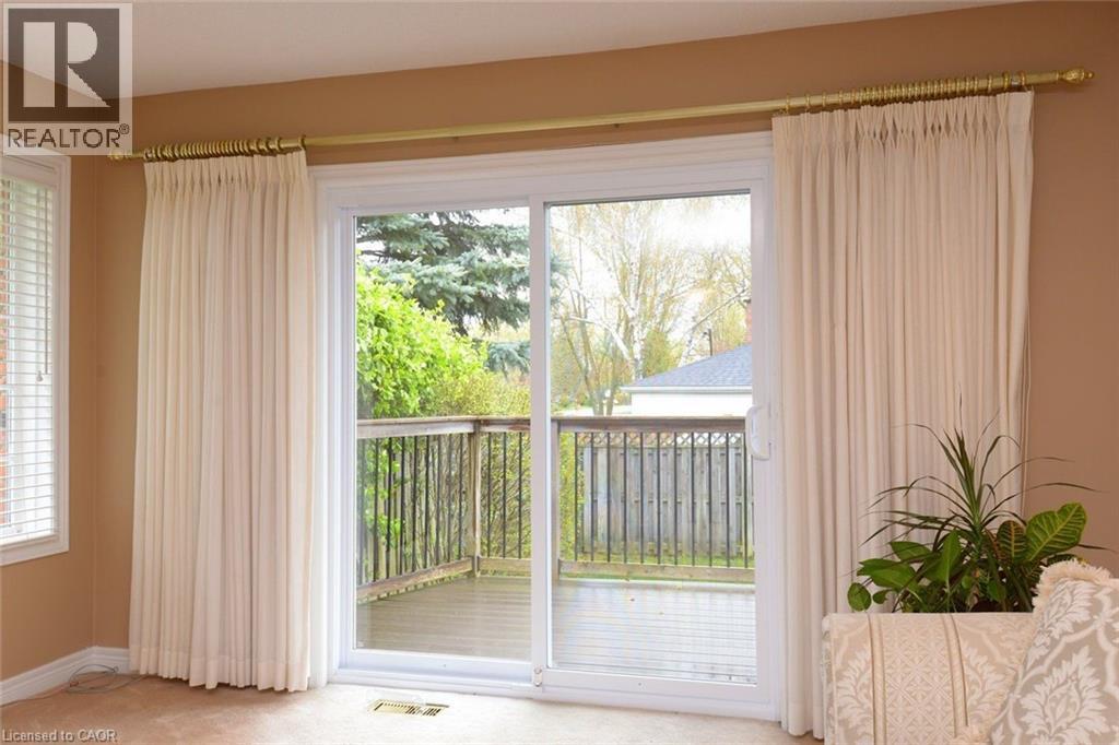 210 Fiddlers Green Road Unit# 1, Ancaster, Ontario  L9G 1W6 - Photo 17 - 40809631